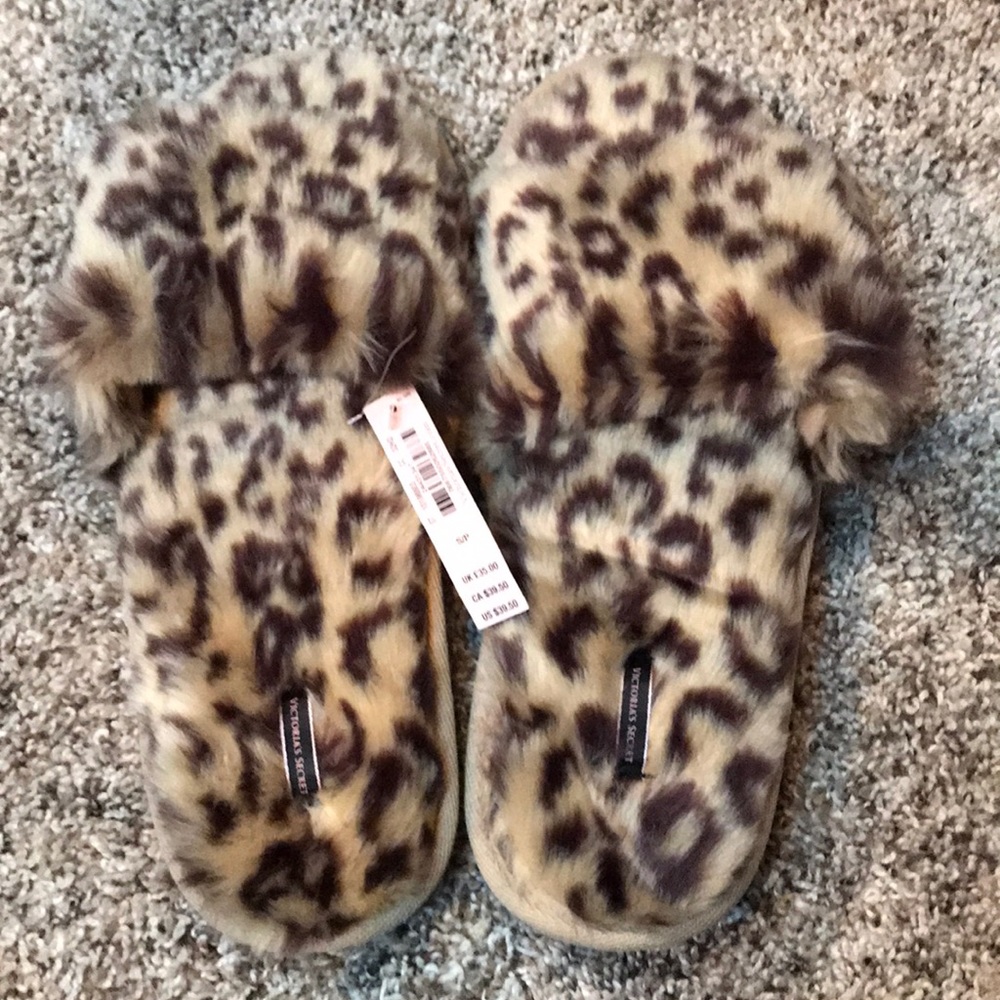 VS slippers